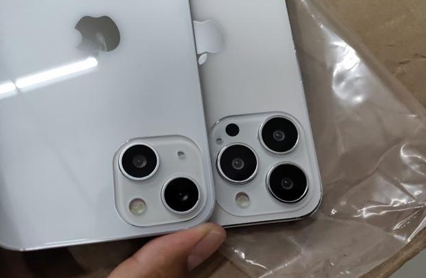 平武苹果手机维修分享iPhone 13‌机模长什么样 